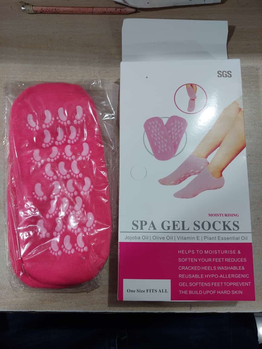 Premium Moisturizing Spa Gel Socks – Soft Silicone Hydrating Foot Socks for Dry & Cracked Heels
